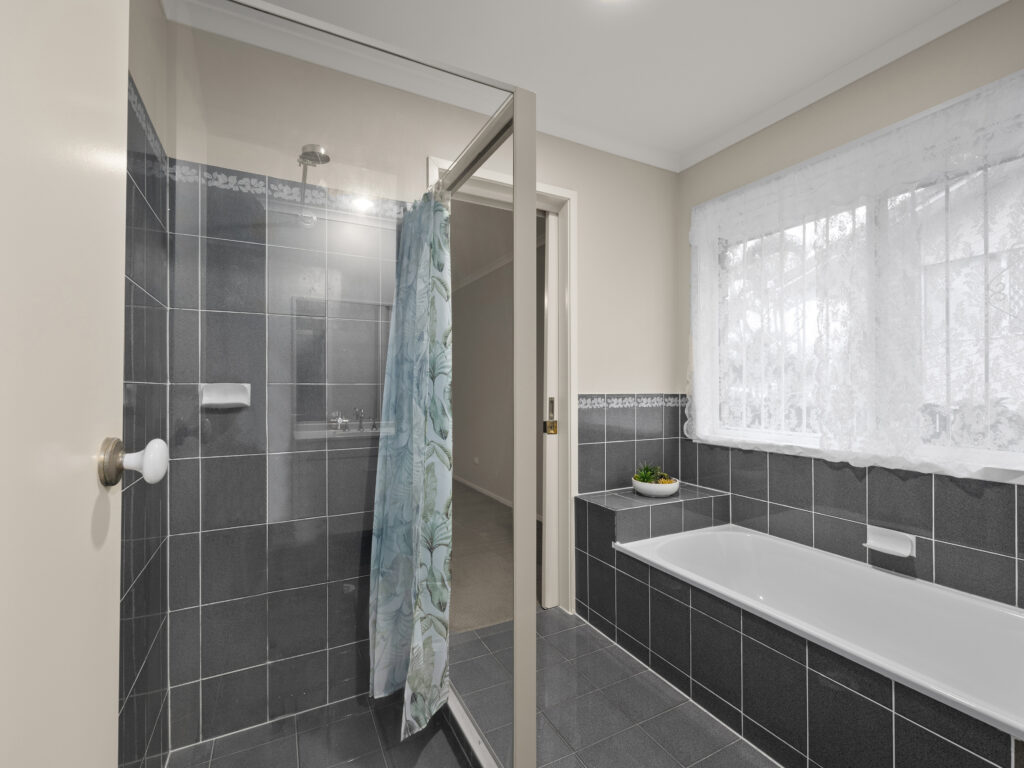 115 Collingwood Drive, Collingwood Park QLD 4301