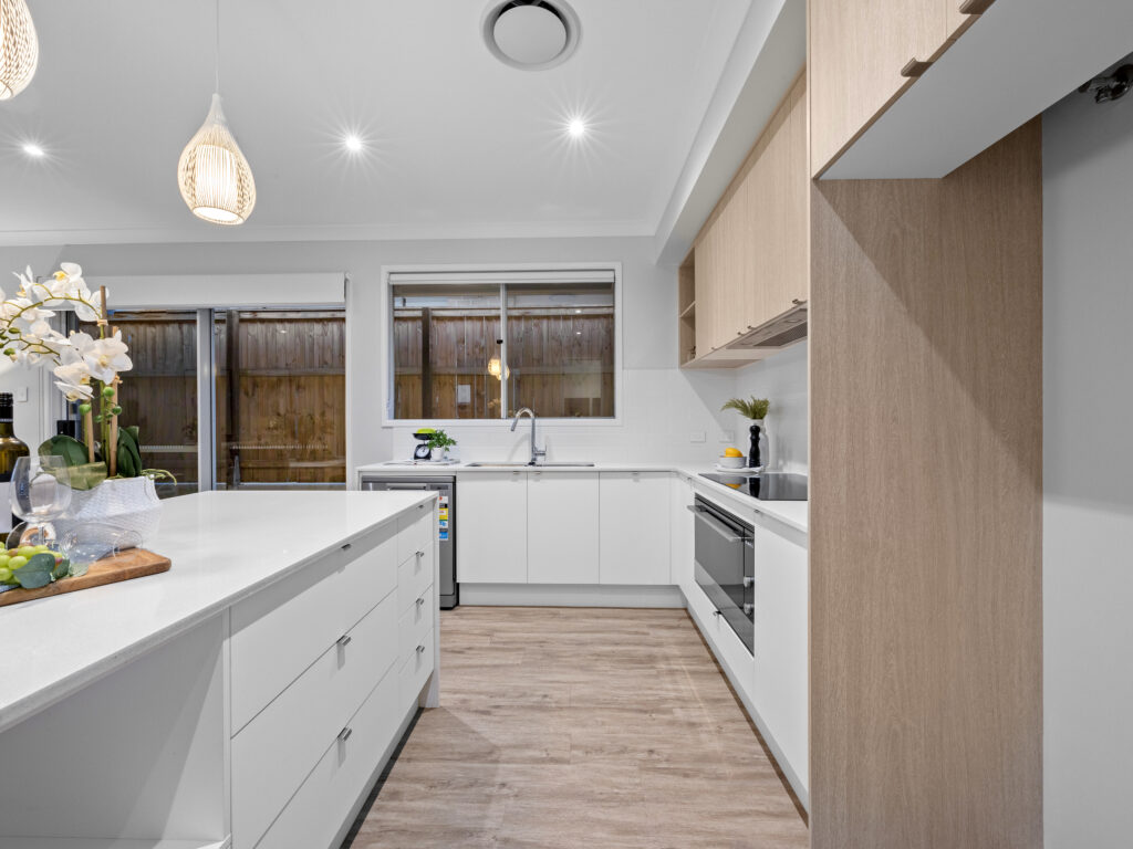 31 Lang Street, White Rock, QLD 4306
