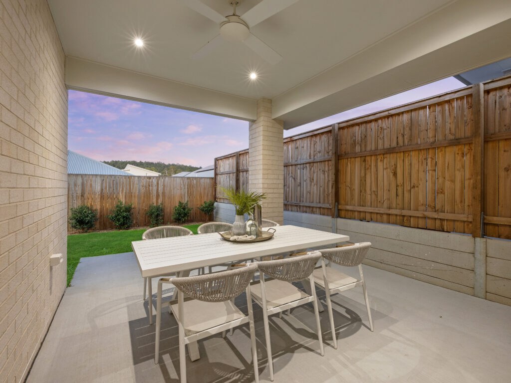31 Lang Street, White Rock, QLD 4306