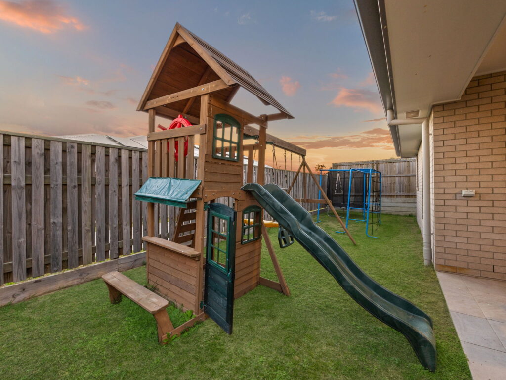 12 Brigginshaw Way, Ripley, QLD 4306