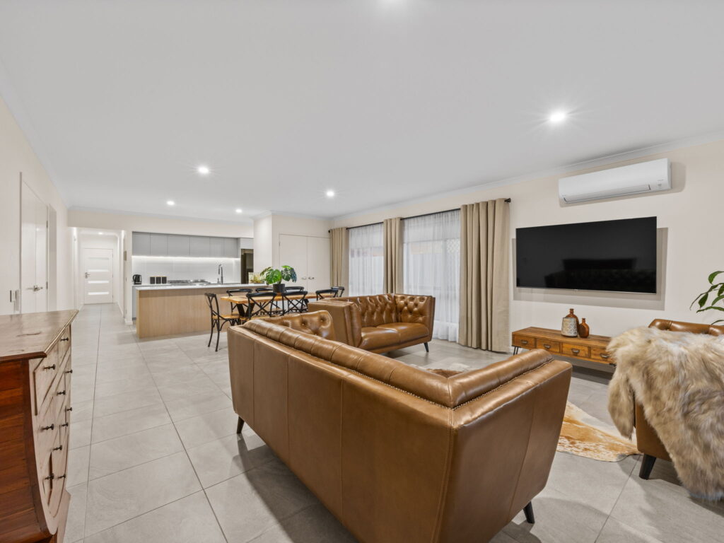 12 Brigginshaw Way, Ripley, QLD 4306