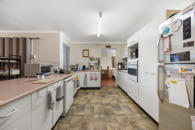 29 Hawke Avenue, Collingwood Park QLD 4301
