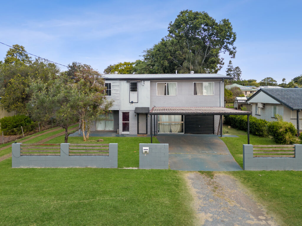 35 Petaine Street, Raceview, QLD 4305
