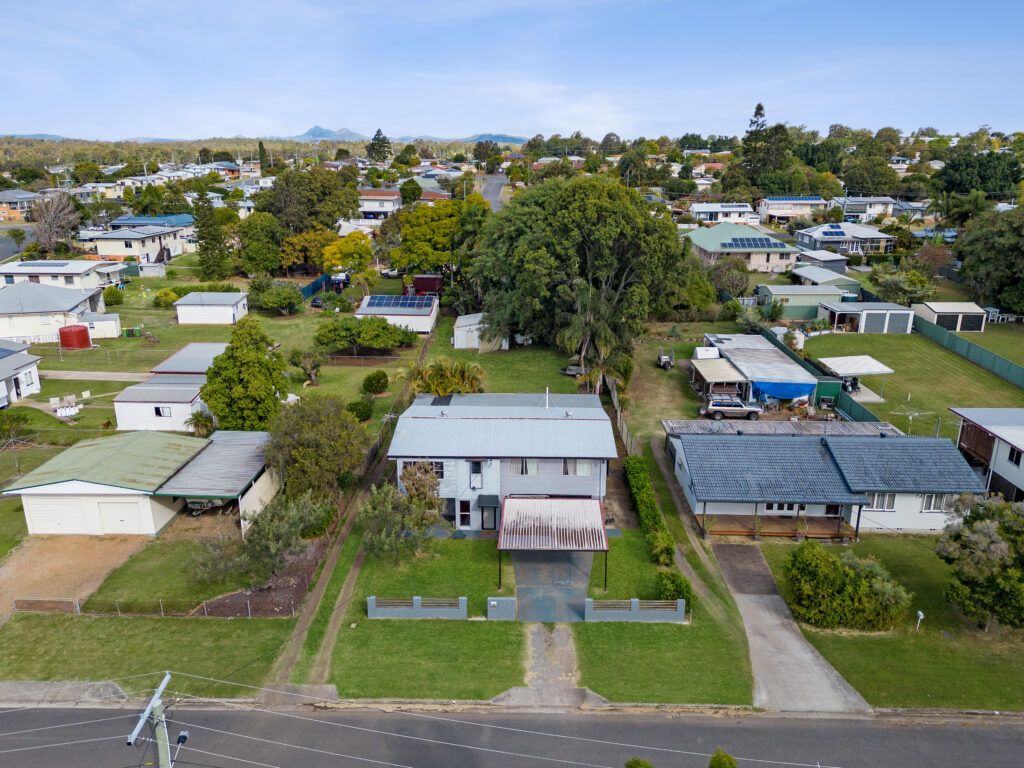 35 Petaine Street, Raceview, QLD 4305