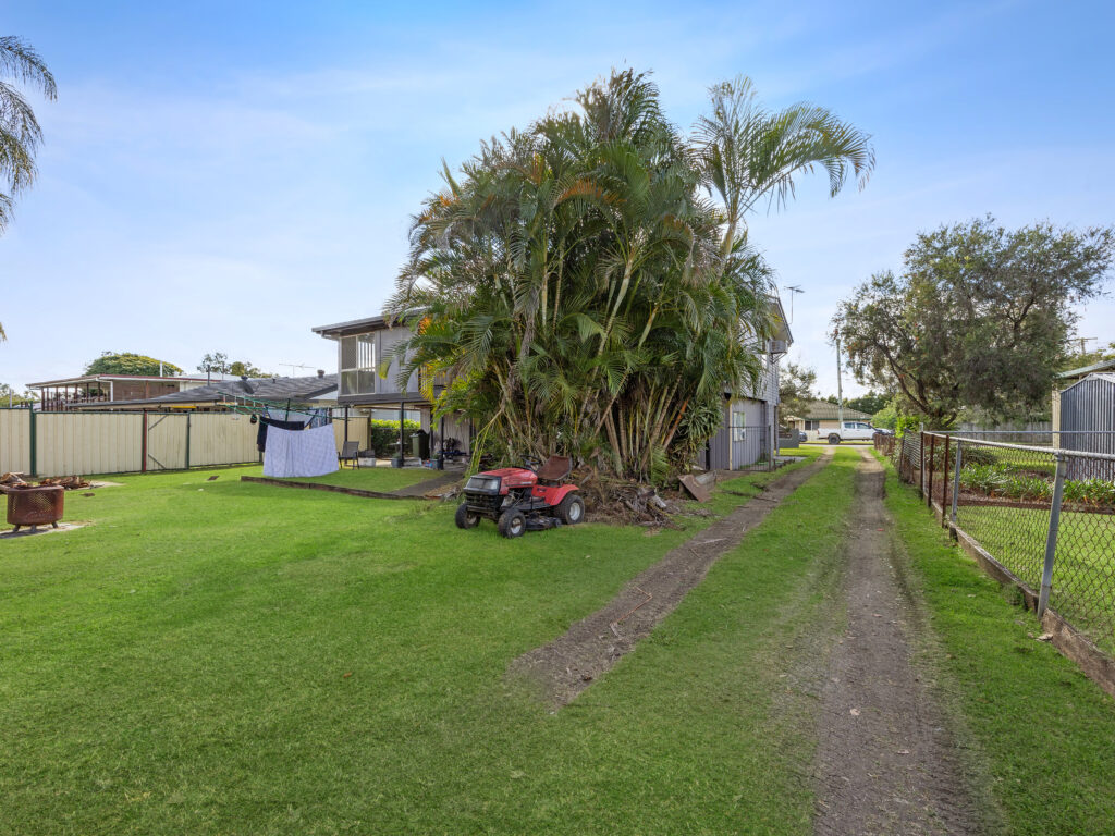 35 Petaine Street, Raceview, QLD 4305