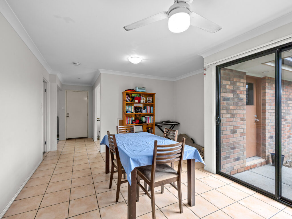 12 Sarah Place, Raceview, QLD 4305