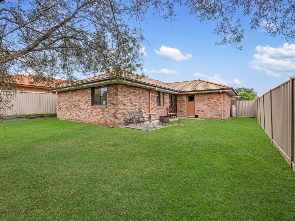 12 Sarah Place, Raceview, QLD 4305