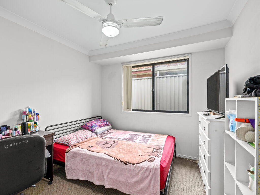 12 Sarah Place, Raceview, QLD 4305