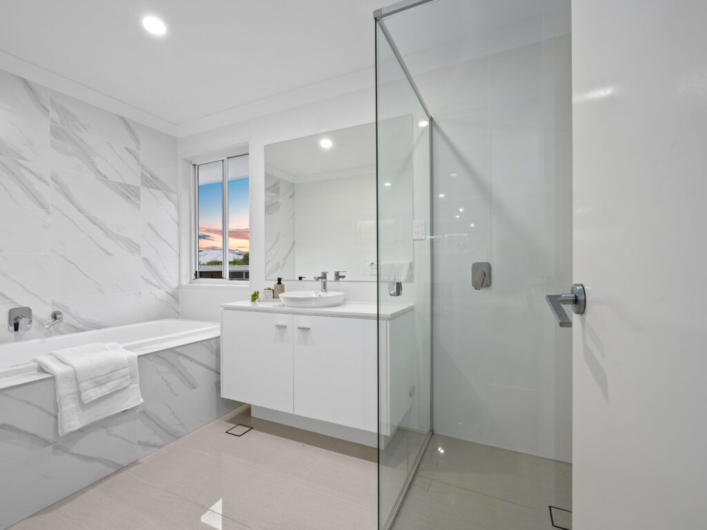 11 Ruiz Court, Augustine Heights, QLD 4300
