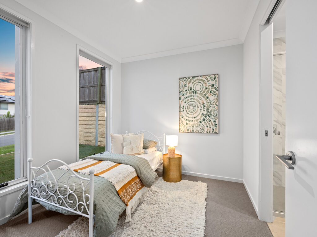 11 Ruiz Court, Augustine Heights, QLD 4300
