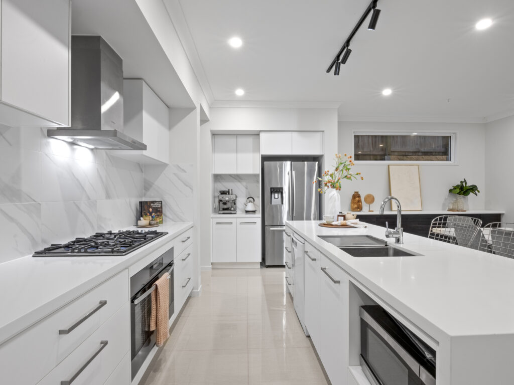 11 Ruiz Court, Augustine Heights, QLD 4300