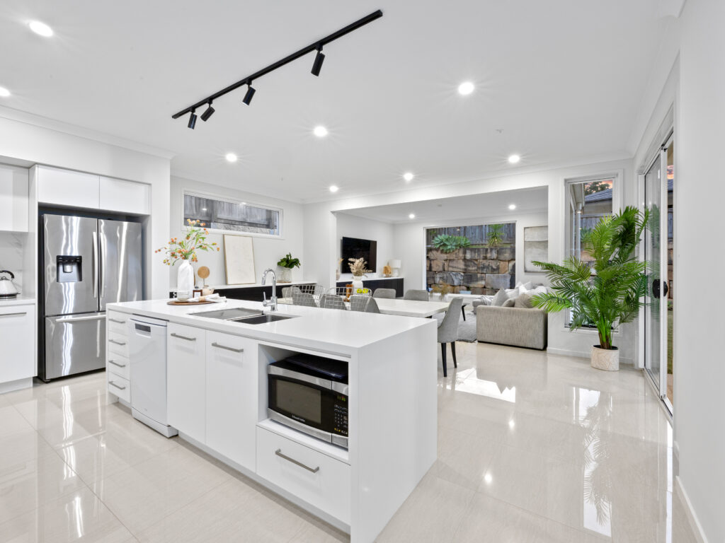 11 Ruiz Court, Augustine Heights, QLD 4300