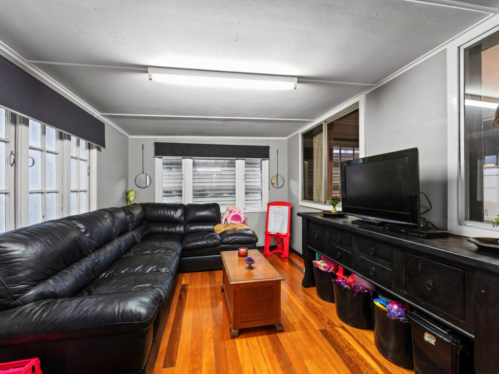 20 Merrell Street, East Ipswich, QLD 4305