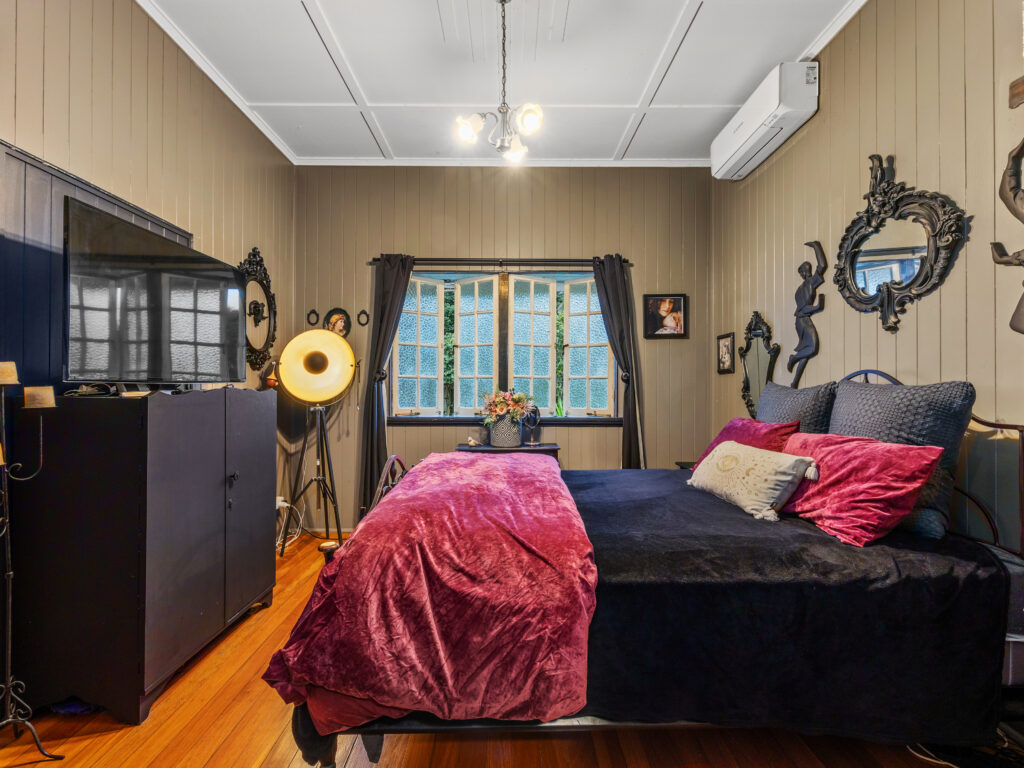 20 Merrell Street, East Ipswich, QLD 4305
