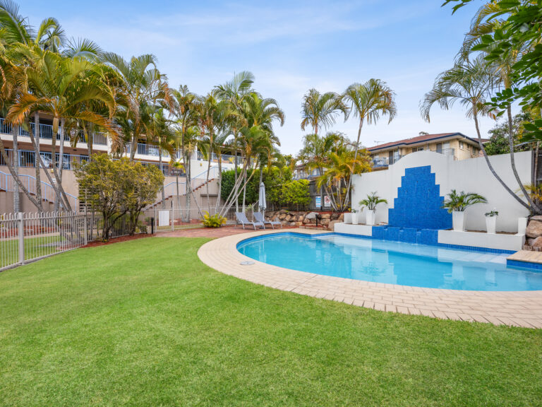 33/2 Waverley Road, Taringa QLD 4068