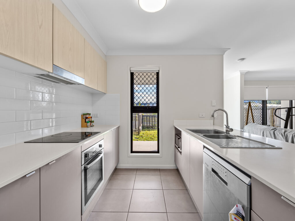5 Trevorrow Way, Ripley, QLD 4306