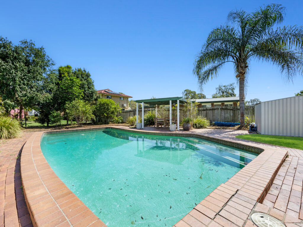61 Siemons Street, One Mile, QLD 4305