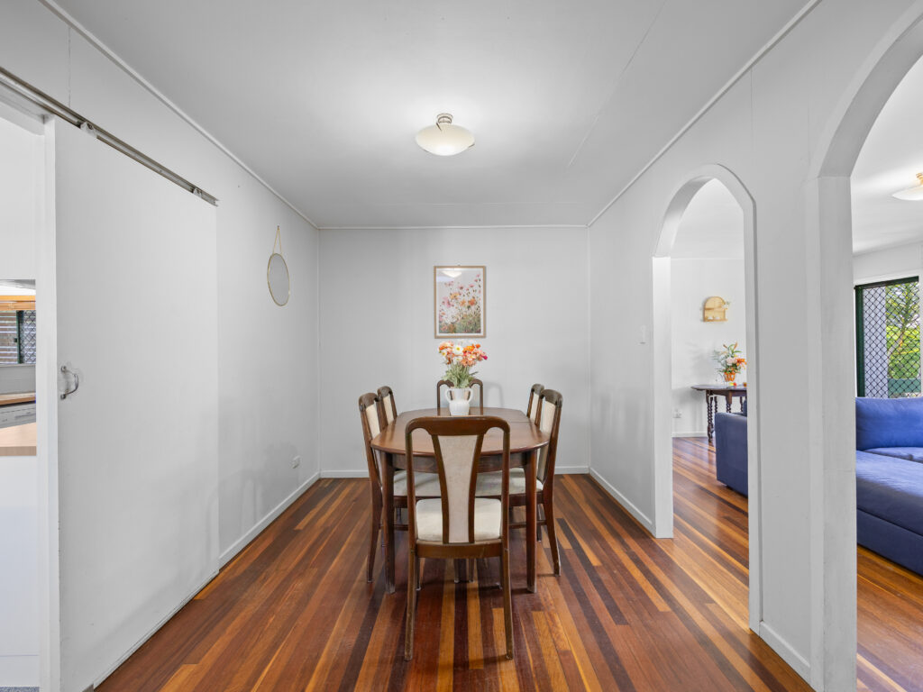 61 Siemons Street, One Mile, QLD 4305