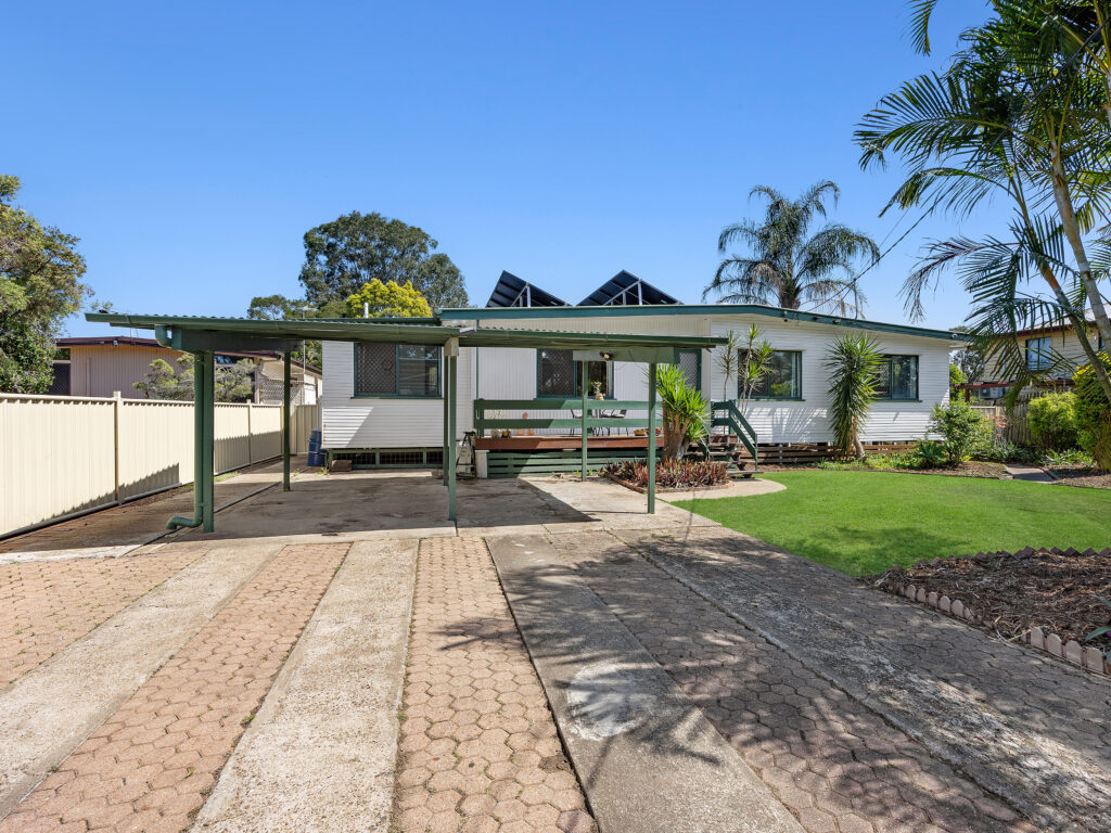 61 Siemons Street, One Mile, QLD 4305