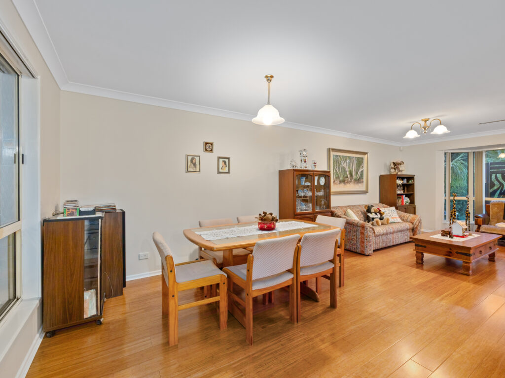1 Carlock Promenade, Karalee, QLD 4306