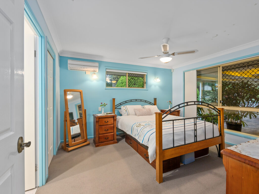 1 Carlock Promenade, Karalee, QLD 4306
