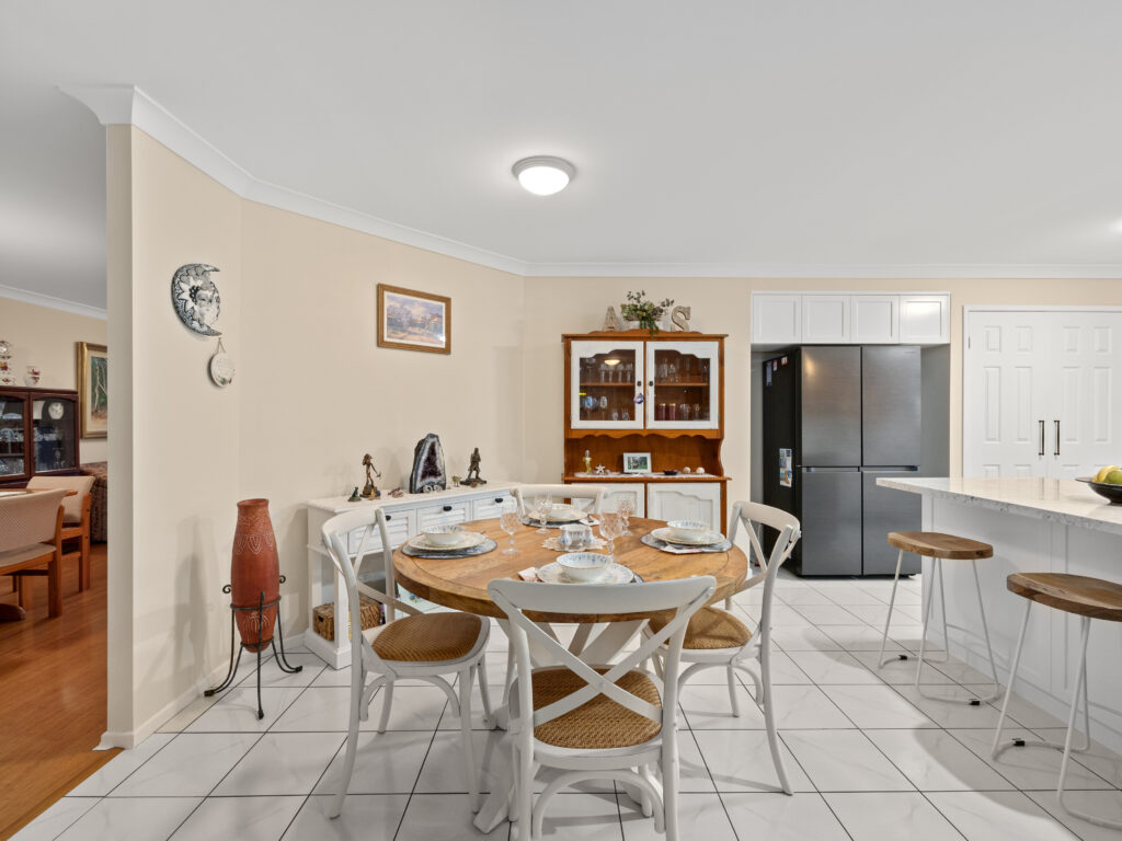 1 Carlock Promenade, Karalee, QLD 4306
