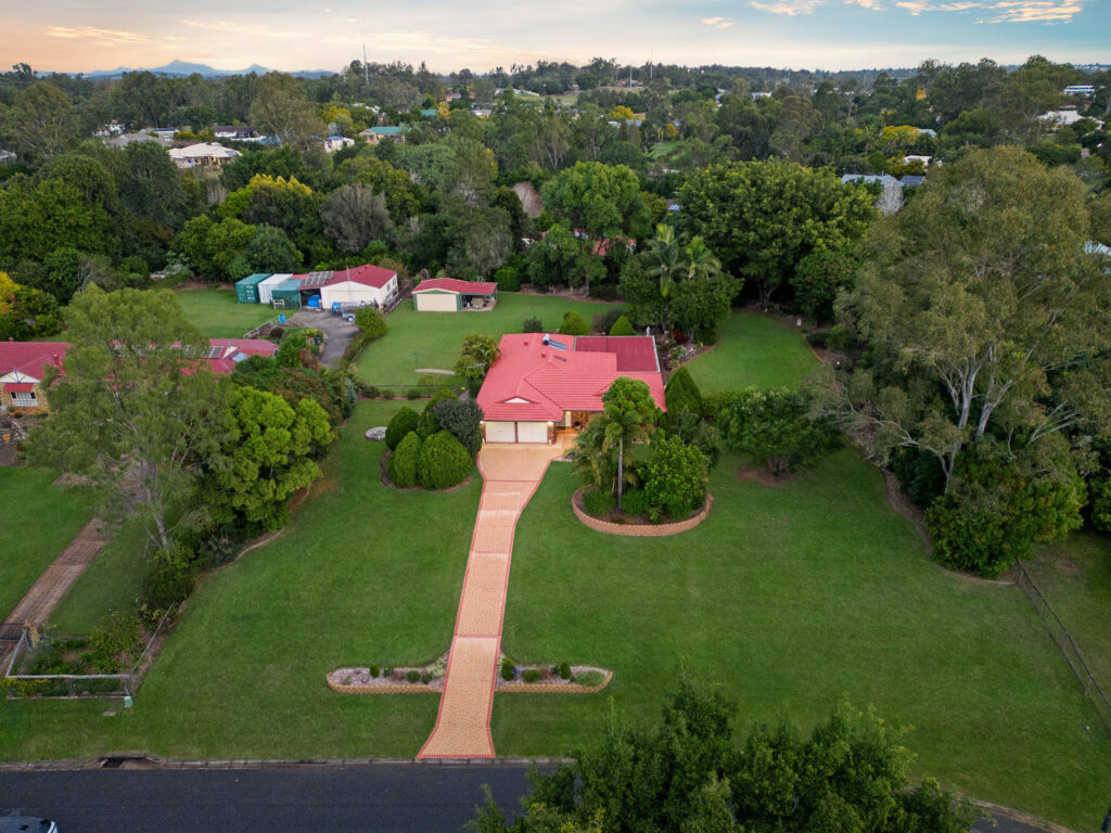 1 Carlock Promenade, Karalee, QLD 4306