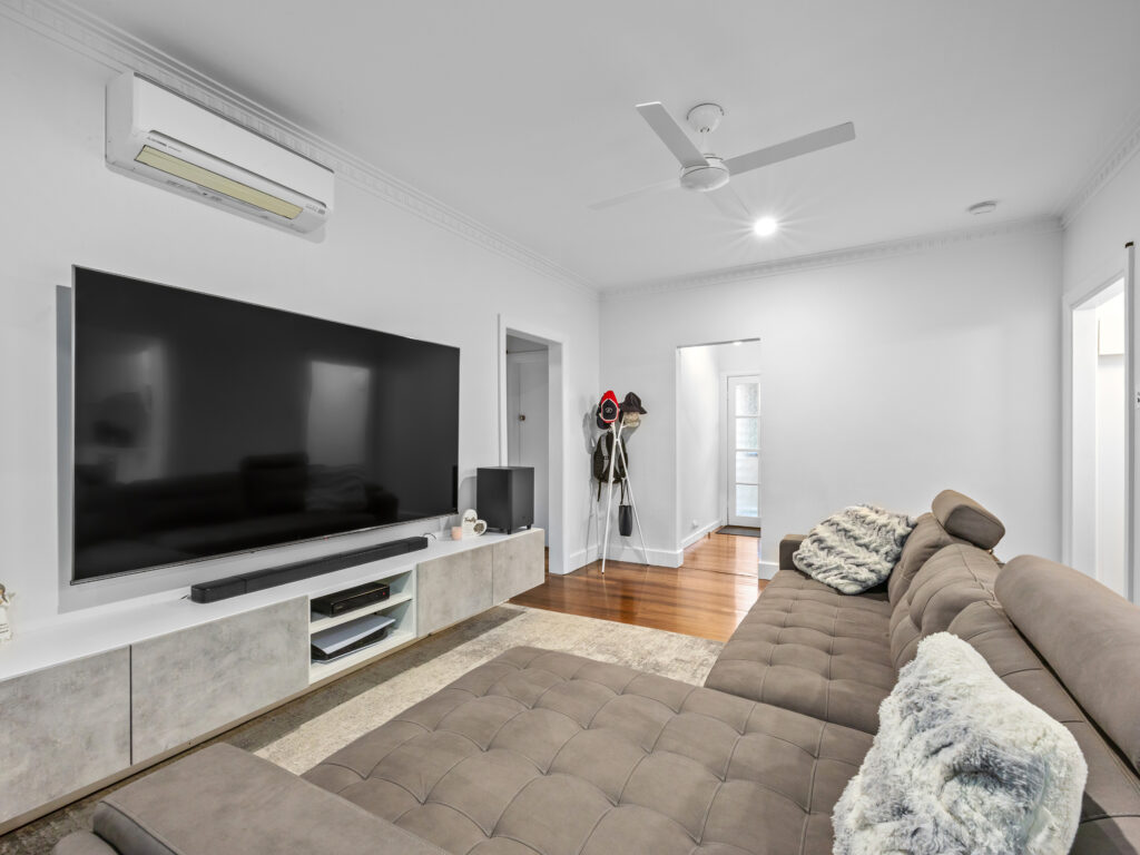 62 Cyprus Street, North Ipswich, QLD 4305