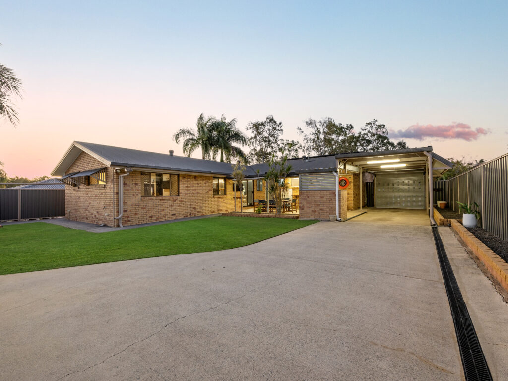 11 Scotts Road, Ripley, QLD 4306