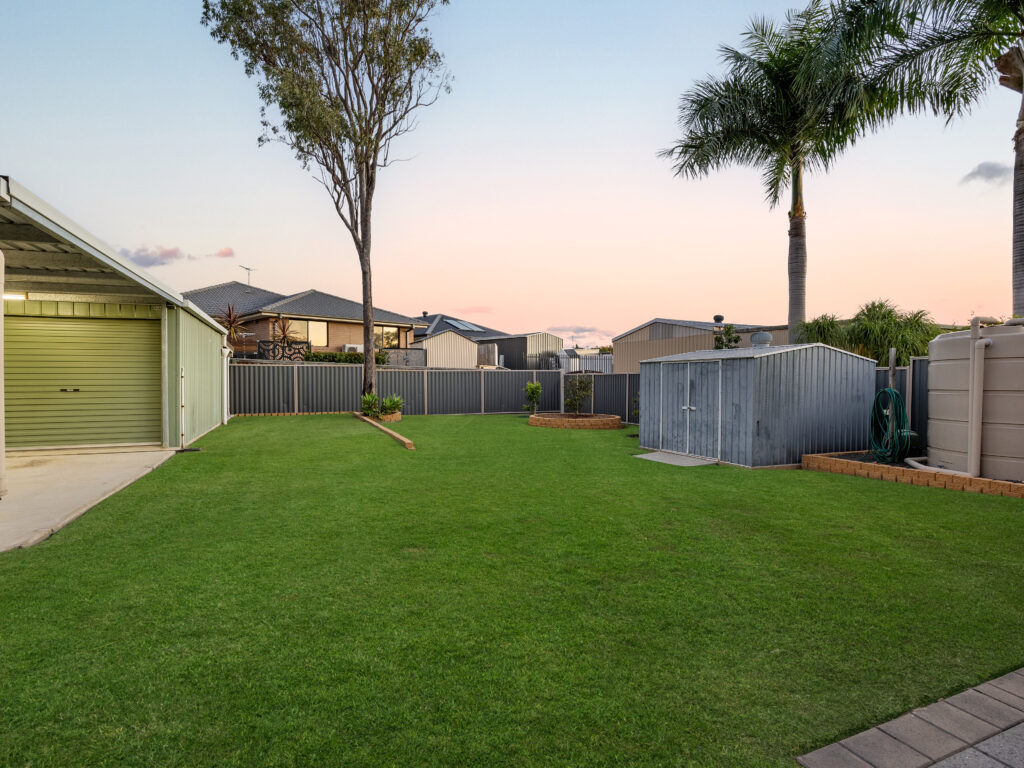 11 Scotts Road, Ripley, QLD 4306