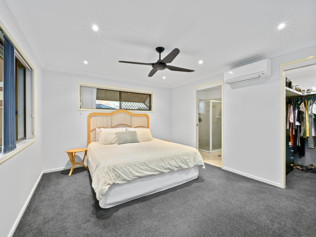 11 Scotts Road, Ripley, QLD 4306