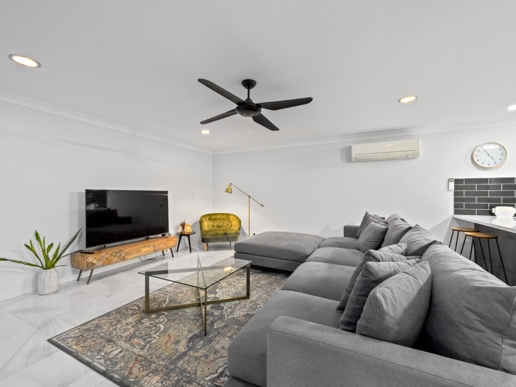 11 Scotts Road, Ripley, QLD 4306