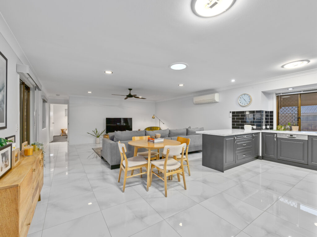 11 Scotts Road, Ripley, QLD 4306