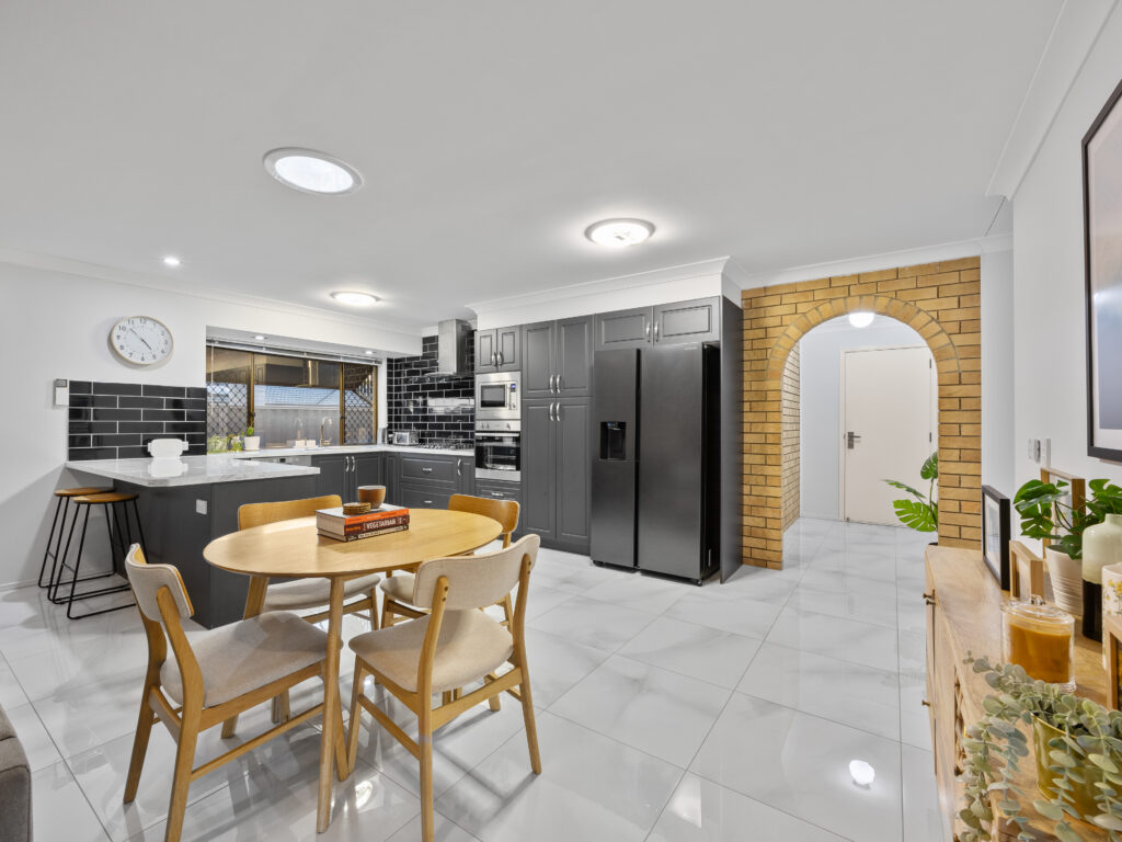 11 Scotts Road, Ripley, QLD 4306
