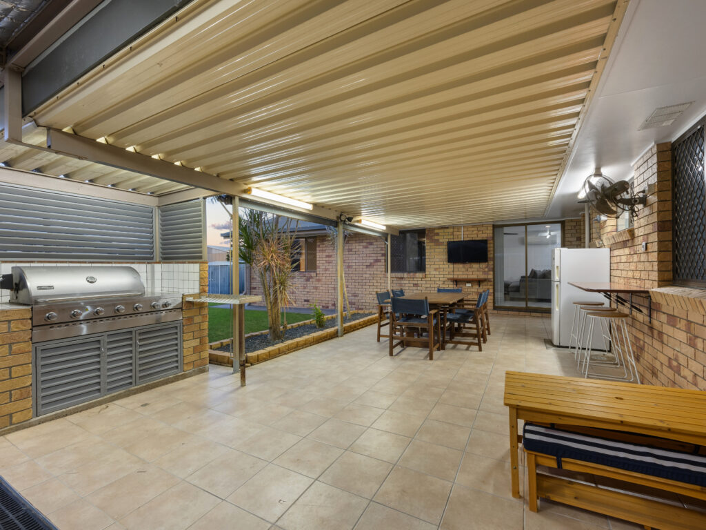 11 Scotts Road, Ripley, QLD 4306