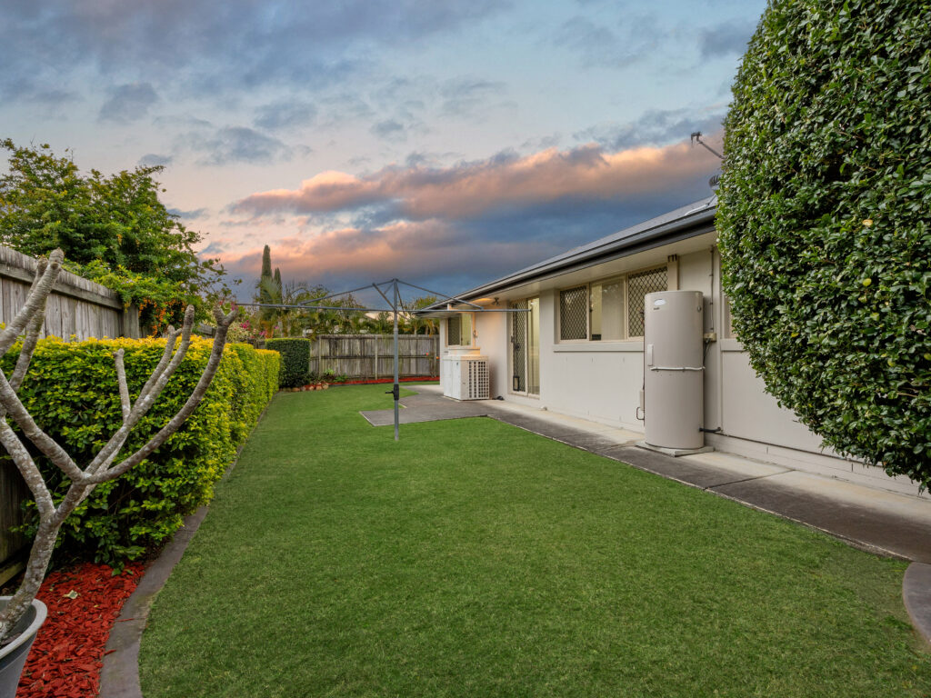 4 Mcdermott Street, Augustine Heights, QLD 4300