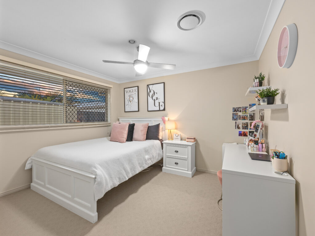4 Mcdermott Street, Augustine Heights, QLD 4300