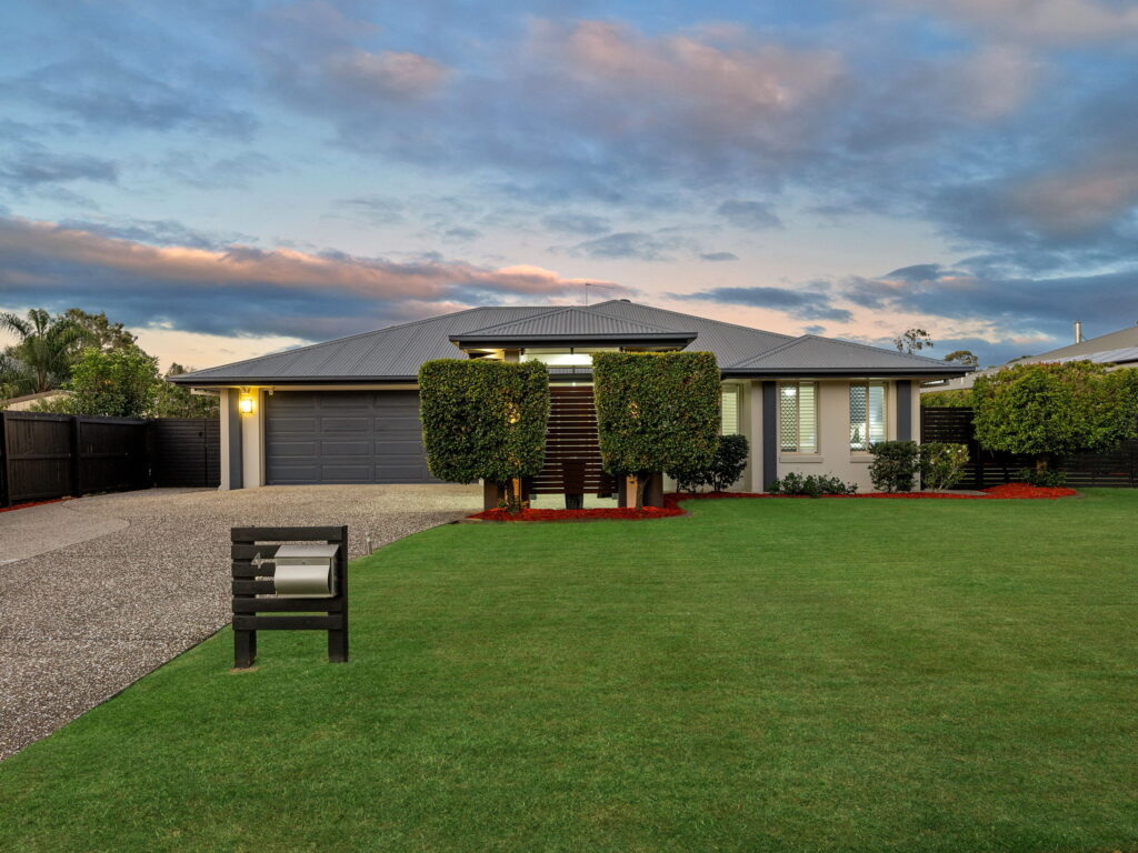 4 Mcdermott Street, Augustine Heights, QLD 4300