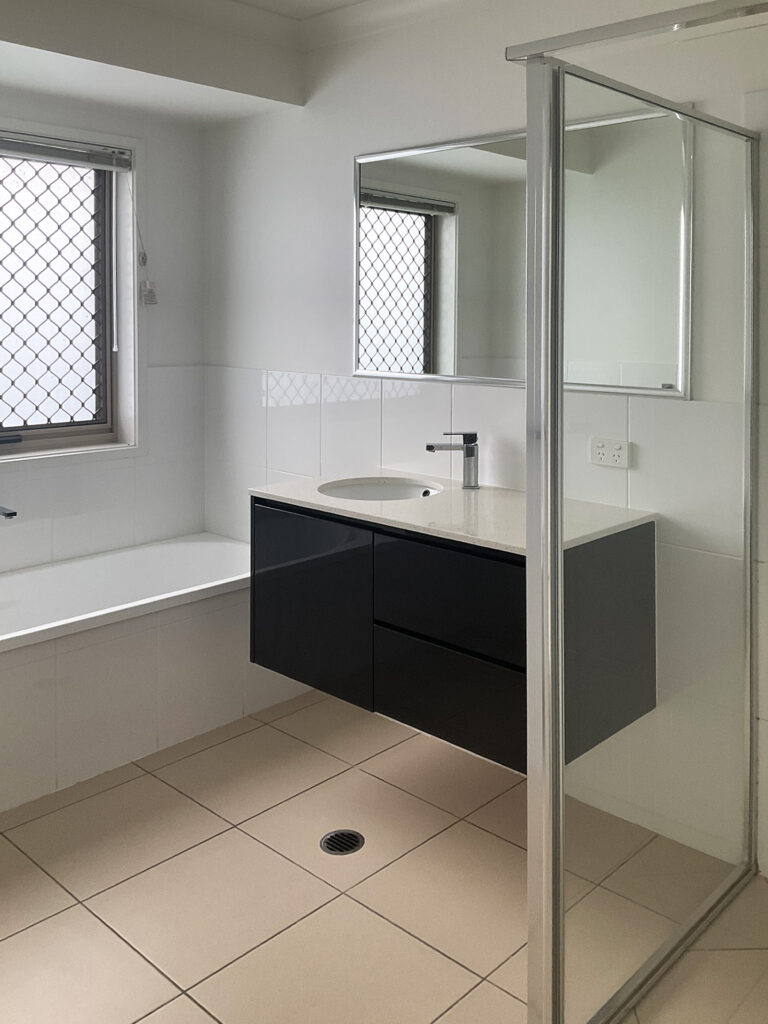 Yamanto QLD 4305