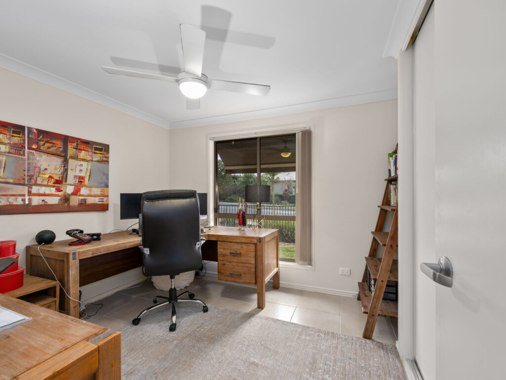 23 Brooking Rise, Ripley, QLD 4306