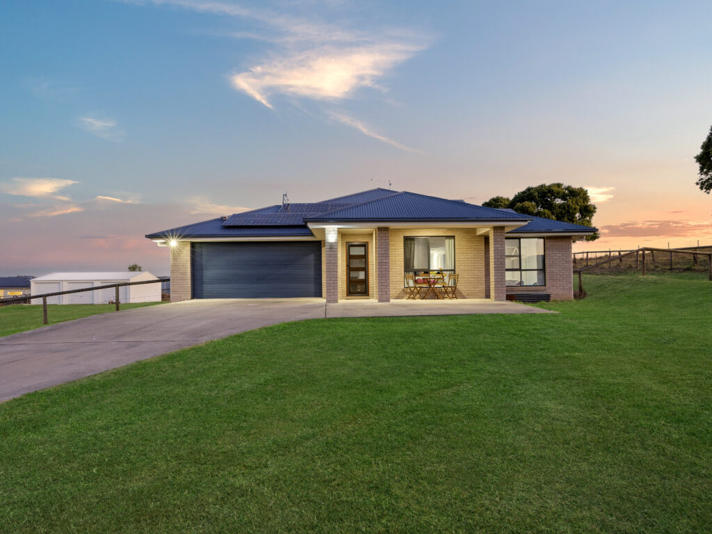 102 Owens Street, Marburg, QLD 4346