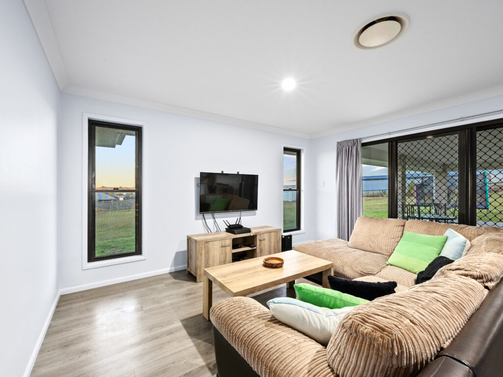 102 Owens Street, Marburg, QLD 4346