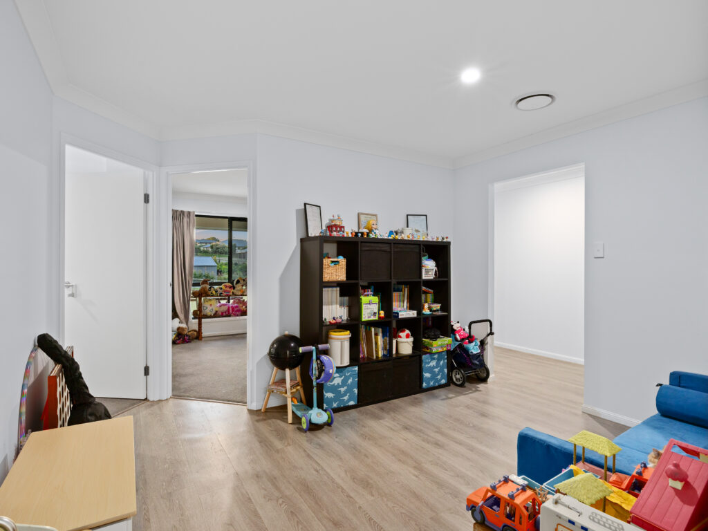 102 Owens Street, Marburg, QLD 4346