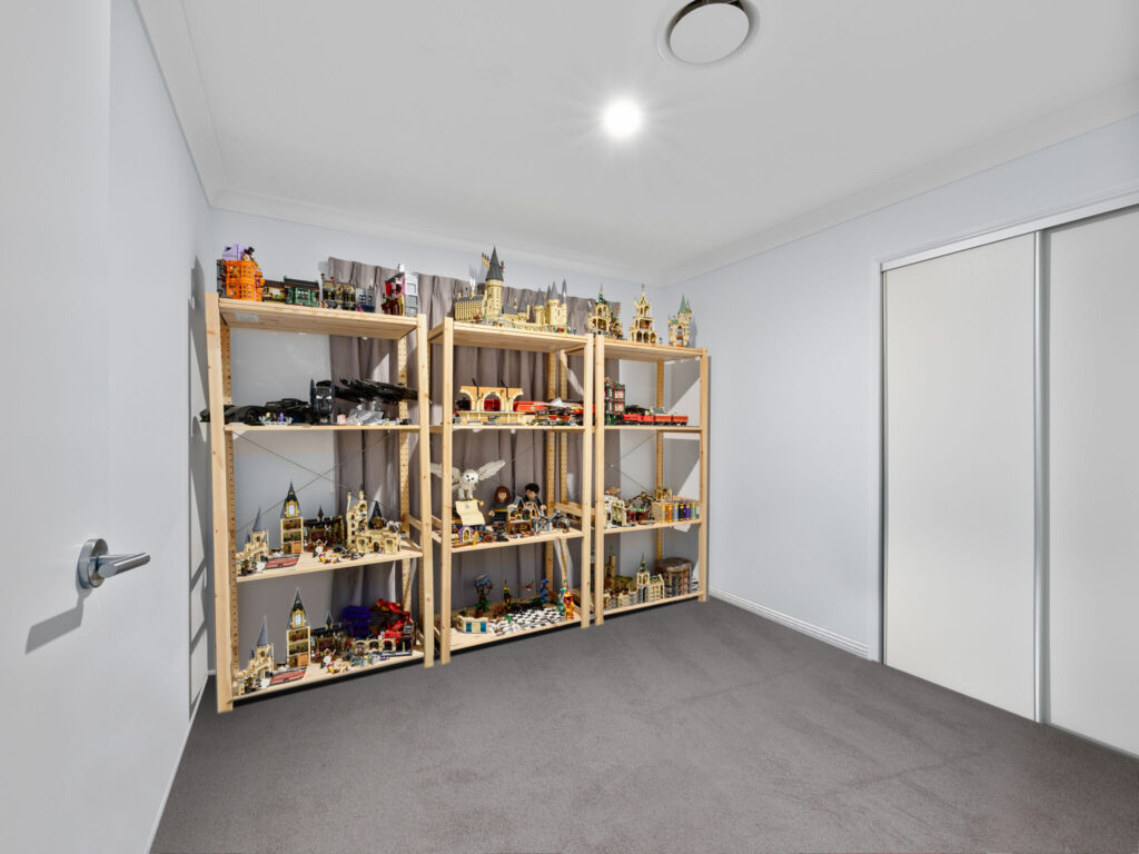 102 Owens Street, Marburg, QLD 4346