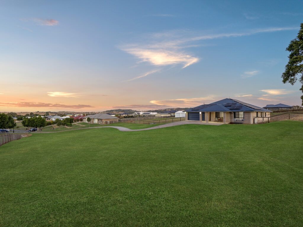102 Owens Street, Marburg, QLD 4346