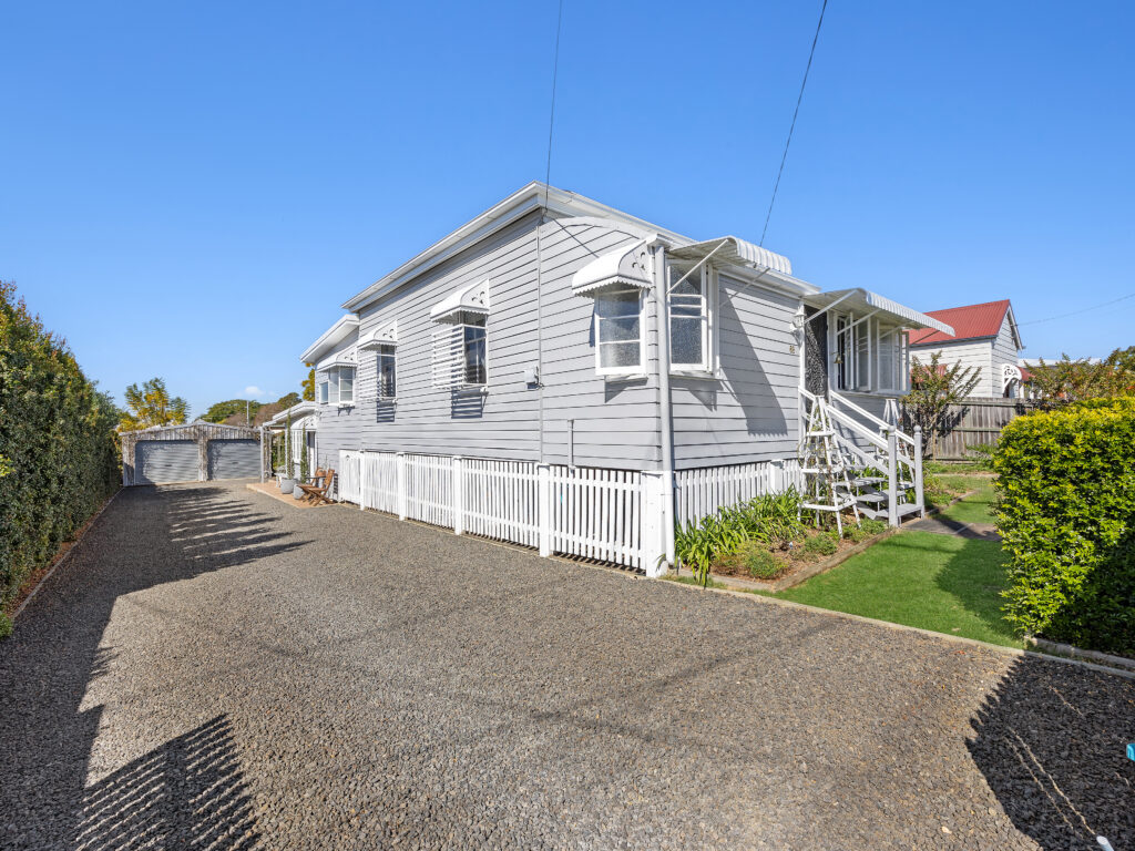 68 Cole Street, Silkstone, QLD 4304