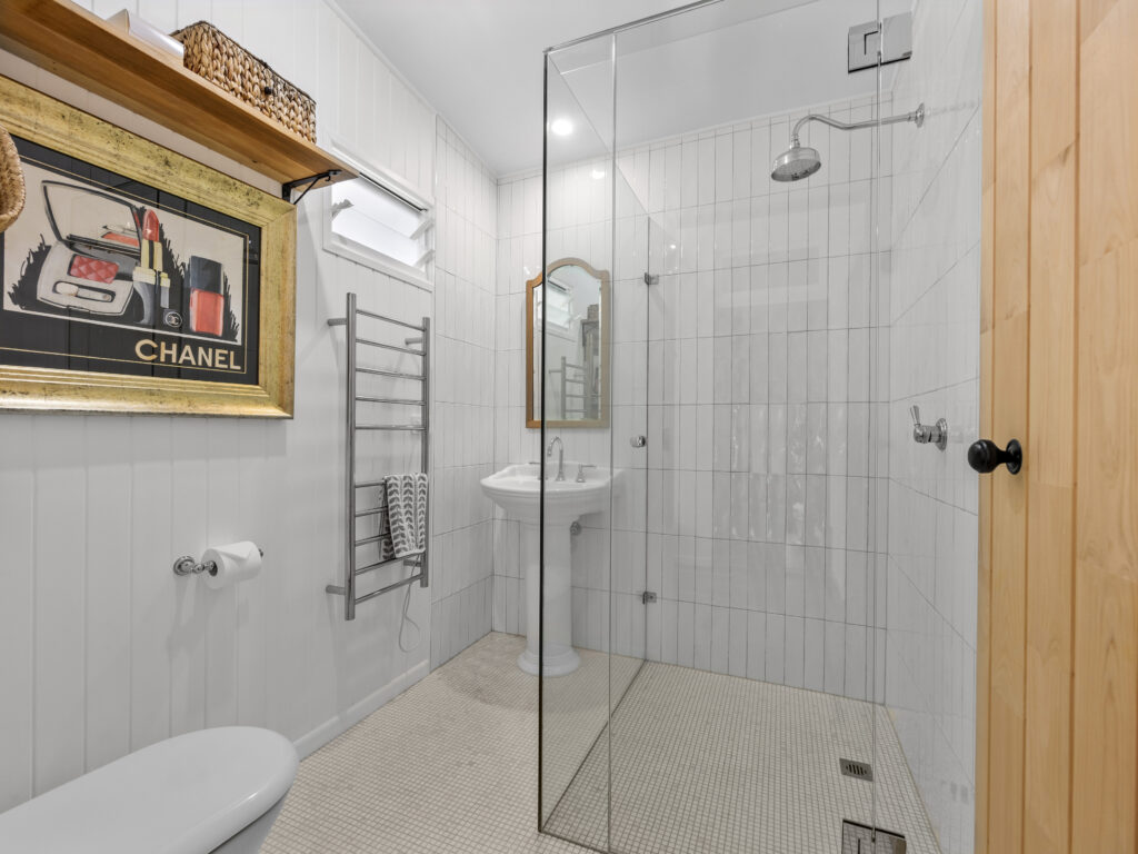 68 Cole Street, Silkstone, QLD 4304