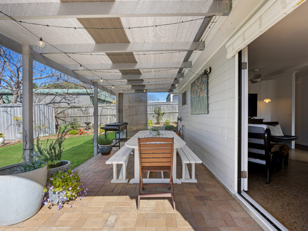 68 Cole Street, Silkstone, QLD 4304