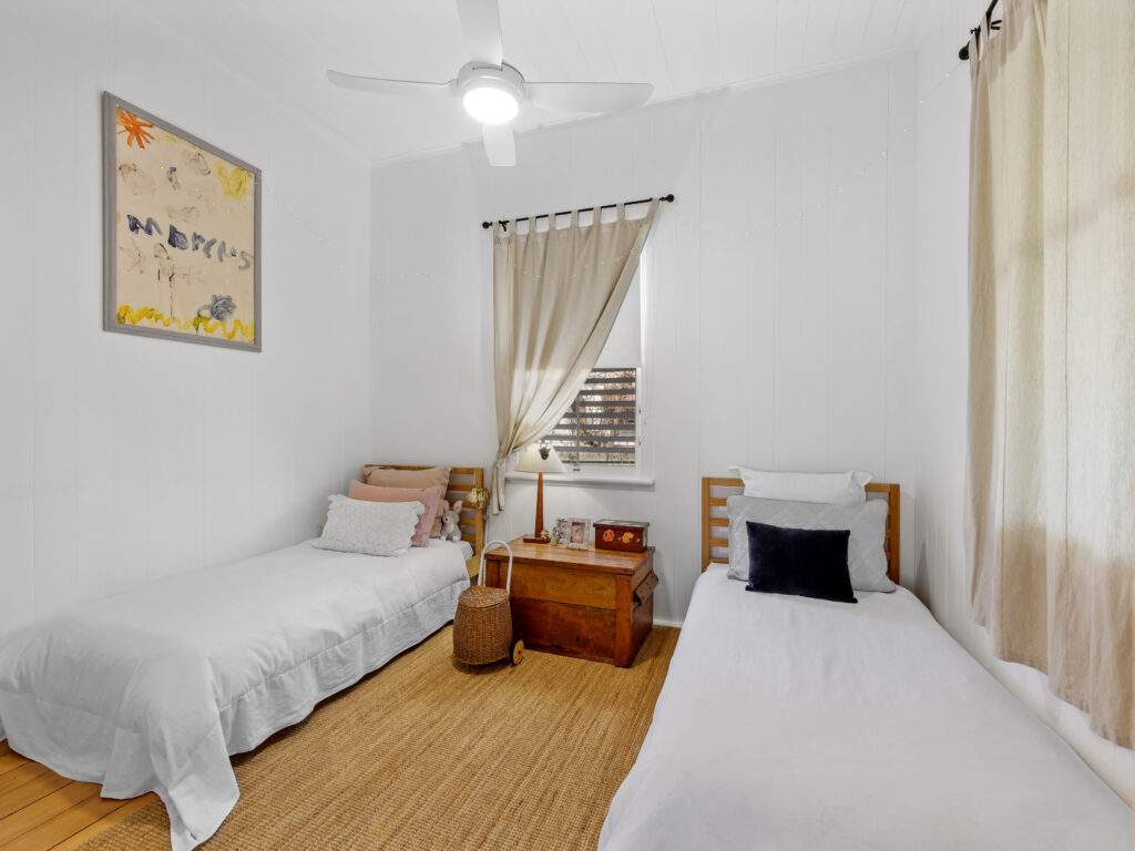 68 Cole Street, Silkstone, QLD 4304