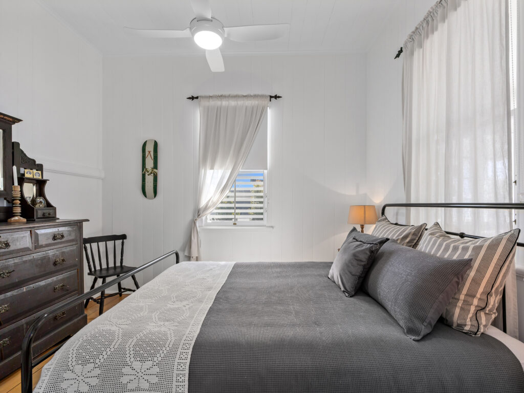 68 Cole Street, Silkstone, QLD 4304